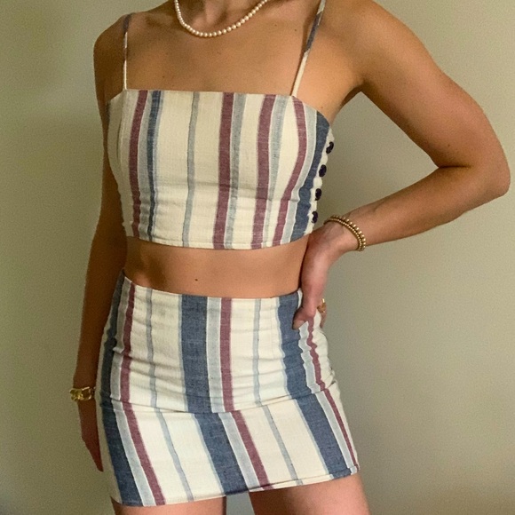 Matching Set - Picture 2 of 3